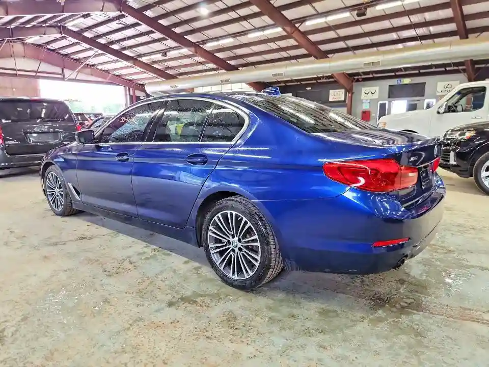 WBAJR7C06LWW62520 2020 BMW 5 SERIES-1