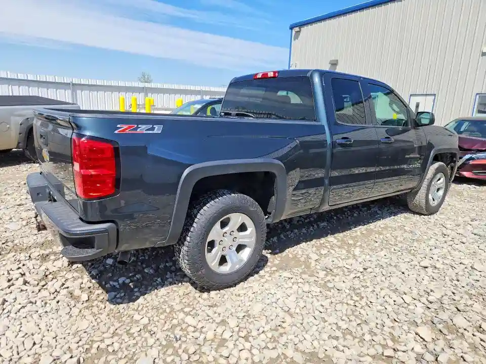 1GCVKREC3HZ230856 2017 CHEVROLET SILVERADO-2