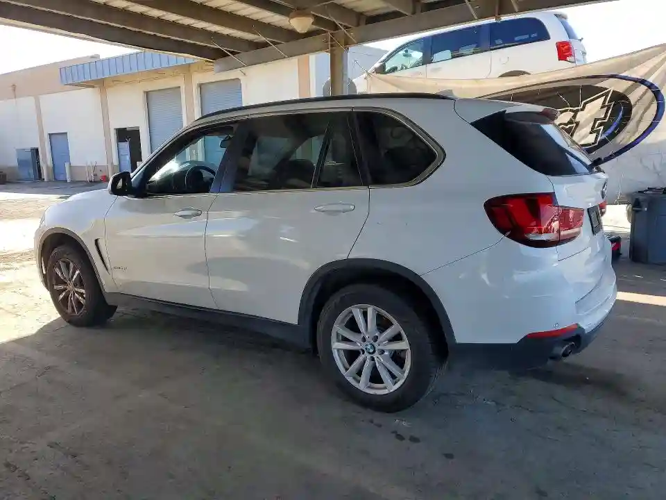 5UXKR2C55E0C00883 2014 BMW X5-1