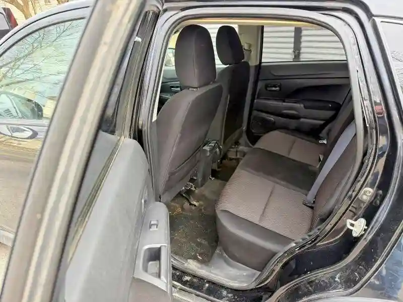 JA4AR3AU4KU017337 2019 MITSUBISHI OUTLANDER-5