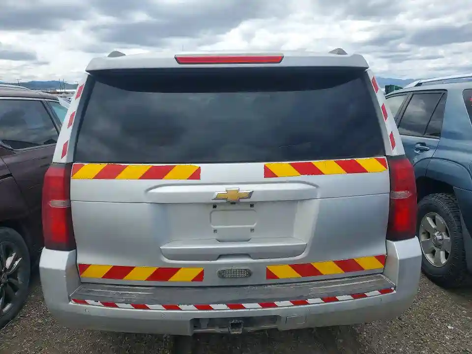 1GNSKHKC8JR236330 2018 CHEVROLET SUBURBAN-5