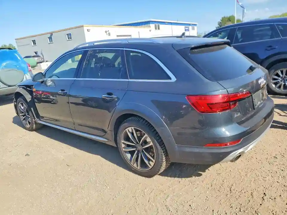 WA19NAF49HA044362 2017 AUDI A4-1