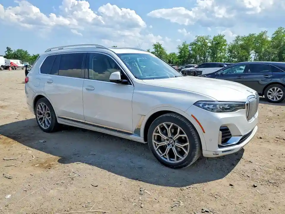 5UXCW2C06L9A03165 2020 BMW X7-3