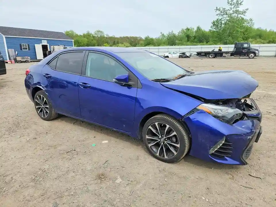 2T1BURHE0JC080019 2018 TOYOTA COROLLA-3