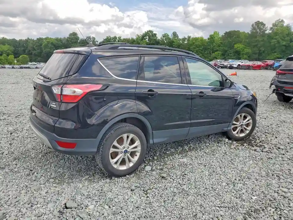 1FMCU0GD0JUD41138 2018 FORD ESCAPE-2