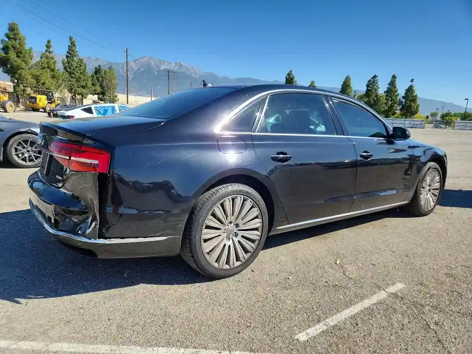 WAU3GAFD6FN010582 2015 AUDI A8-2