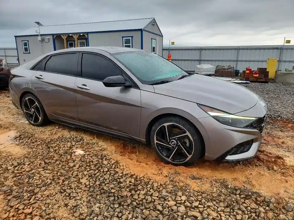 KMHLR4AF1NU297661 2022 HYUNDAI ELANTRA-3