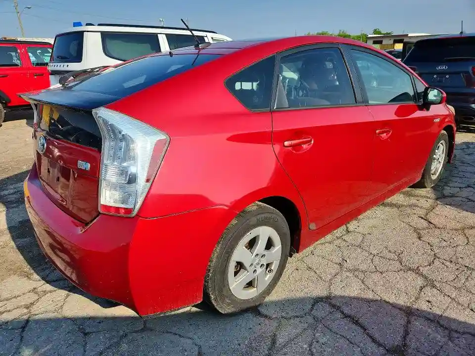 JTDKN3DU7B0251853 2011 TOYOTA PRIUS THRE-2