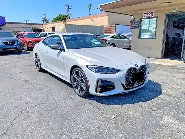 WBA13AR07MCF66830 2021 BMW M4-0