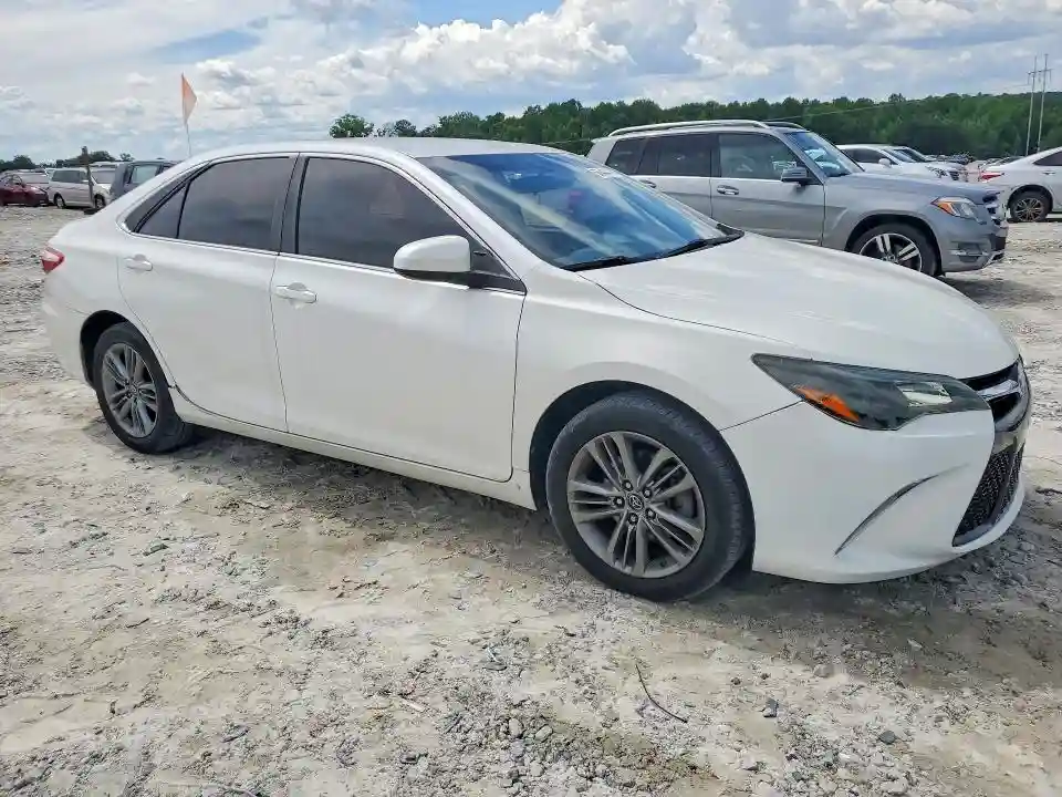 4T1BF1FK3HU413732 2017 TOYOTA CAMRY-3