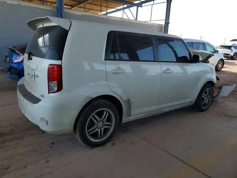 JTLZE4FE2CJ003083 2012 SCION XB-2