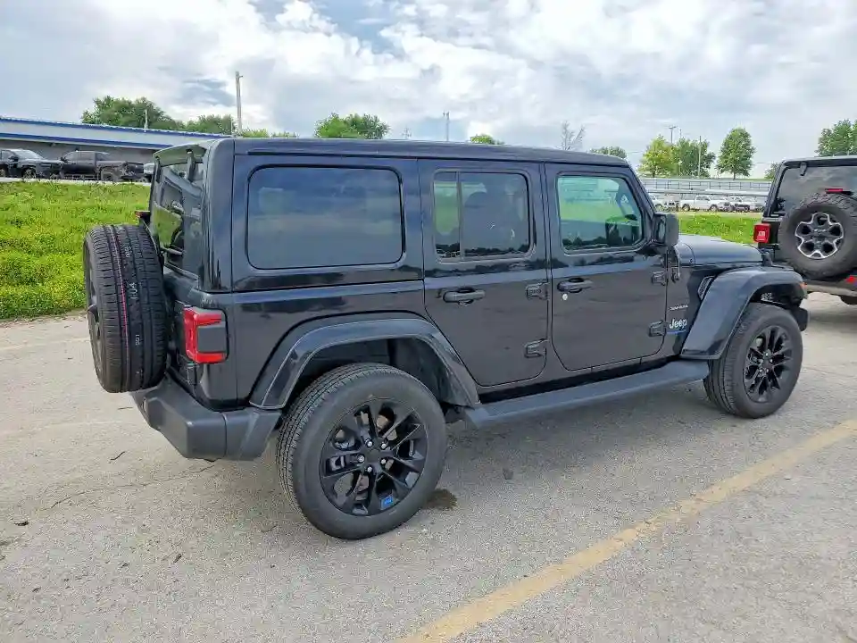 1C4JJXP64PW513537 2023 JEEP WRANGLER-2