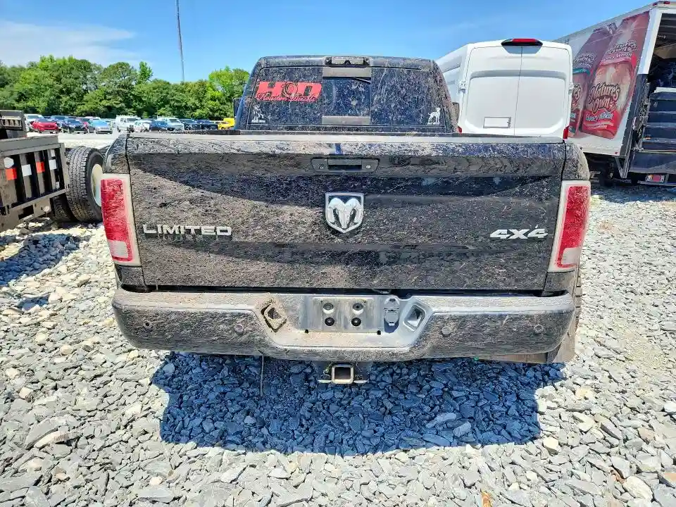 3C63RRNL3FG605202 2015 RAM 3500-5