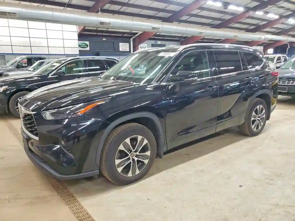 5TDGBRCH0NS539205 2022 TOYOTA HIGHLANDER-0
