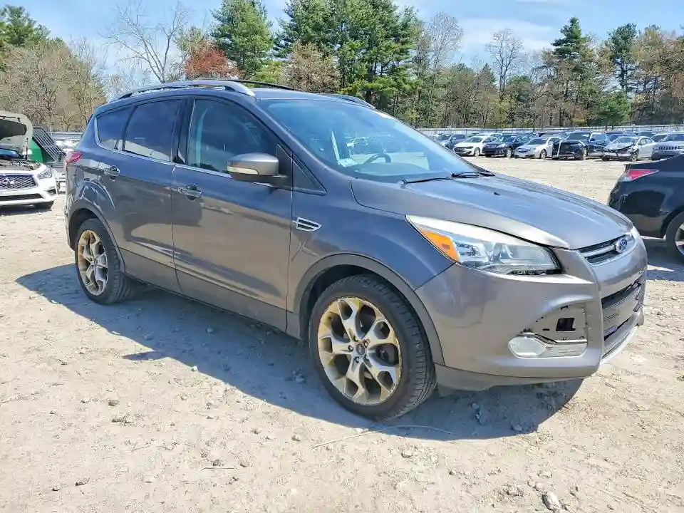 1FMCU9J90DUC18419 2013 FORD ESCAPE-3