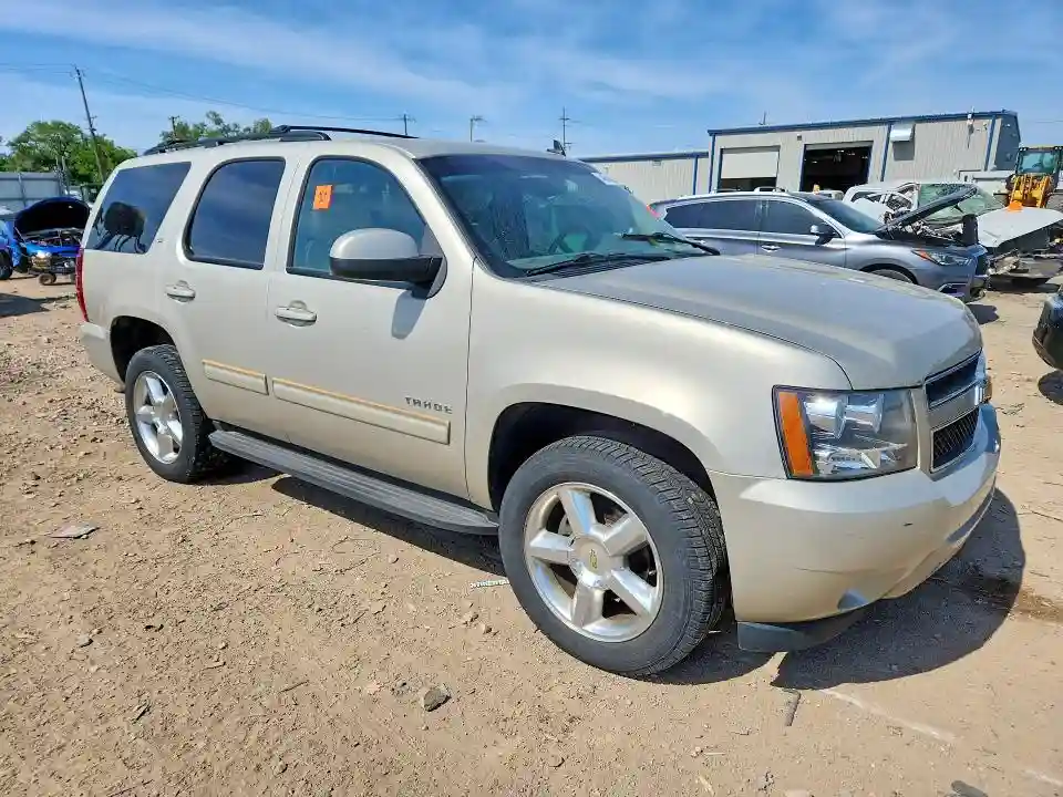 1GNSKBE07ER111744 2014 CHEVROLET TAHOE-3
