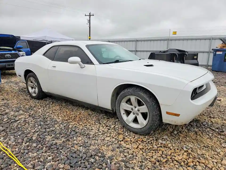 2B3CJ4DV8AH318227 2010 DODGE CHALLENGER-3