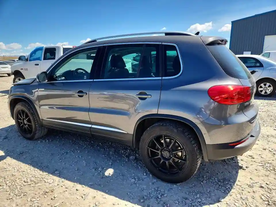 WVGAV7AX3CW006303 2012 VOLKSWAGEN TIGUAN-1