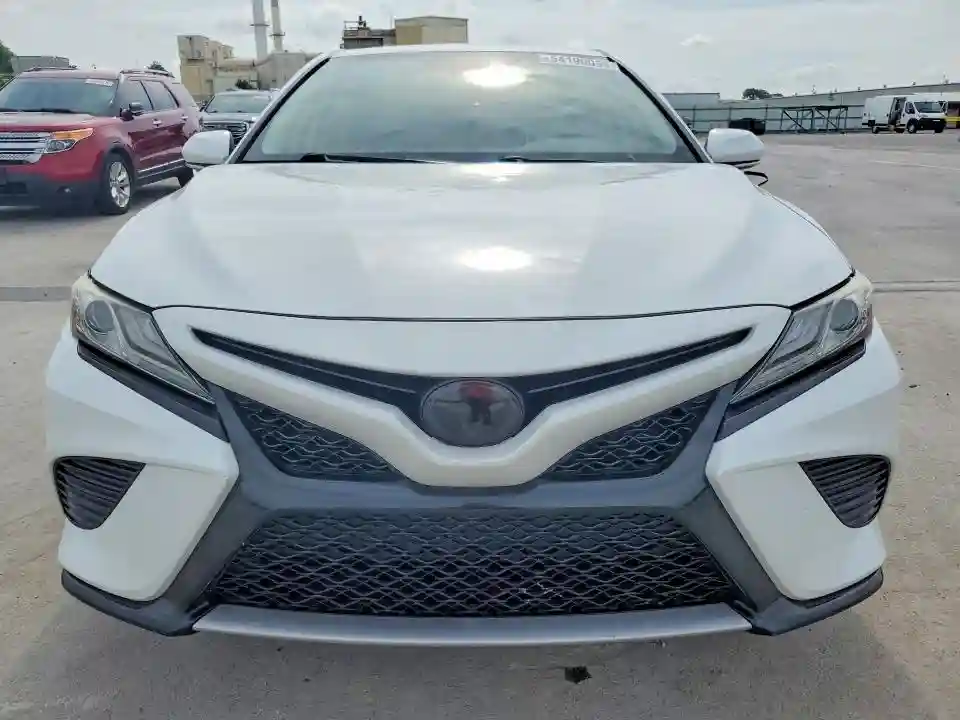 4T1B61HK5KU756031 2019 TOYOTA CAMRY-4