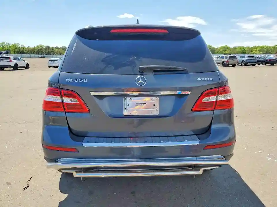 4JGDA5HB1CA061191 2012 MERCEDES-BENZ M-CLASS-5