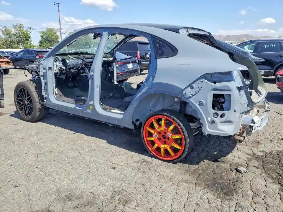 WP1BA2AYXRDA54268 2024 PORSCHE CAYENNE-1