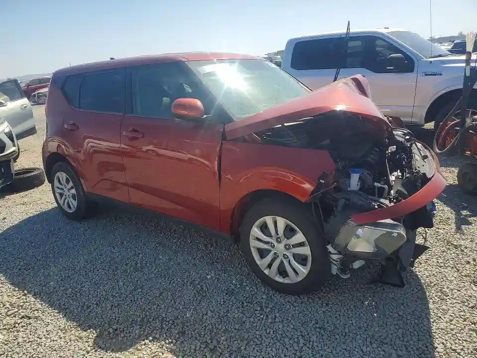 KNDJ23AU2N7837008 2022 KIA SOUL-3