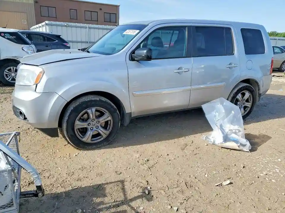 5FNYF4H5XFB022316 2015 HONDA PILOT-0