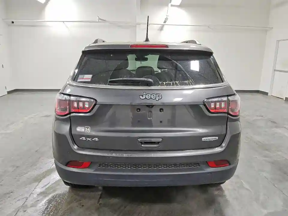 3C4NJDBN7PT531275 2023 JEEP COMPASS-5