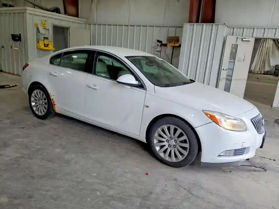W04GR5EC9B1093841 2011 BUICK REGAL-3