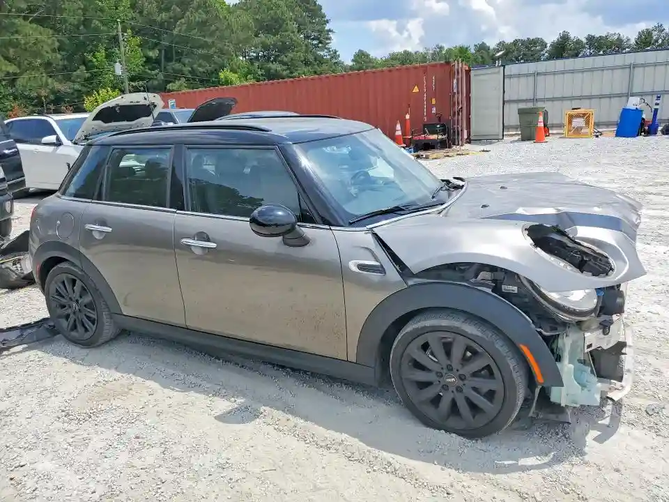 WMWXU1C55G2D57723 2016 MINI COOPER-3
