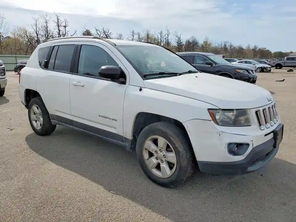 1C4NJCBA4ED750110 2014 JEEP COMPASS-3