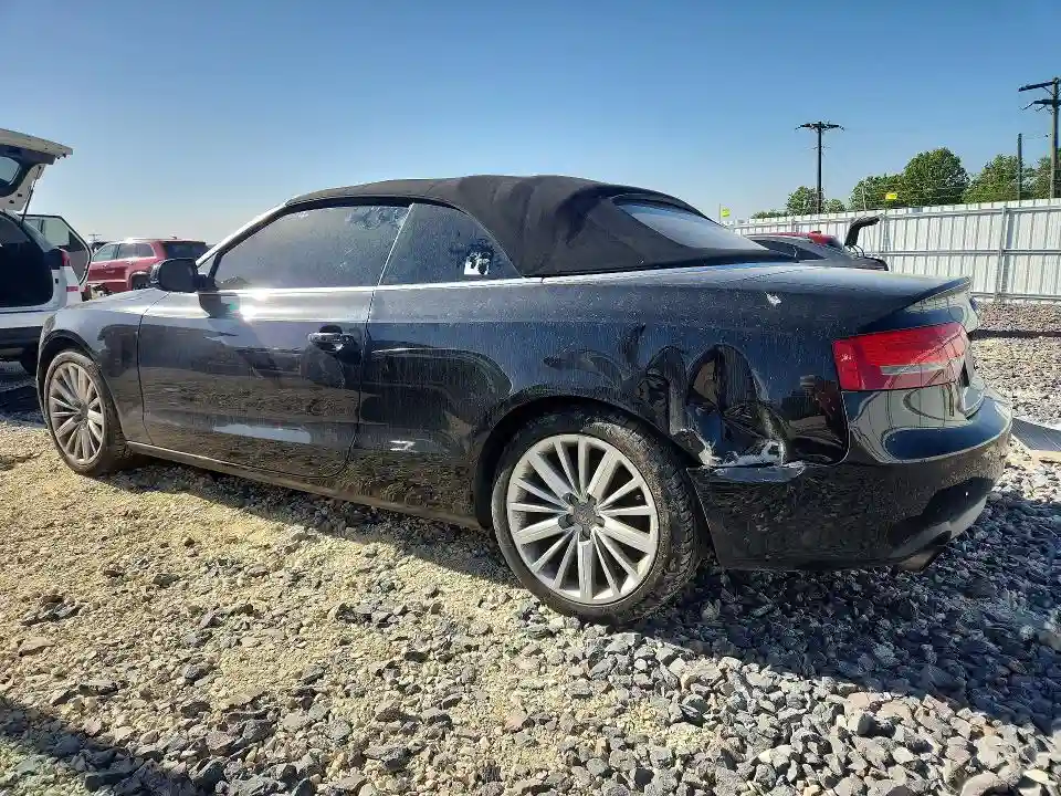 WAULFAFH5CN001700 2012 AUDI A5-1
