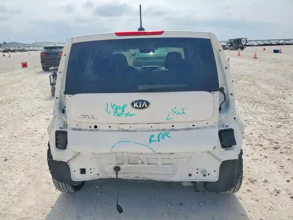 KNDJN2A22K7002232 2019 KIA SOUL-5