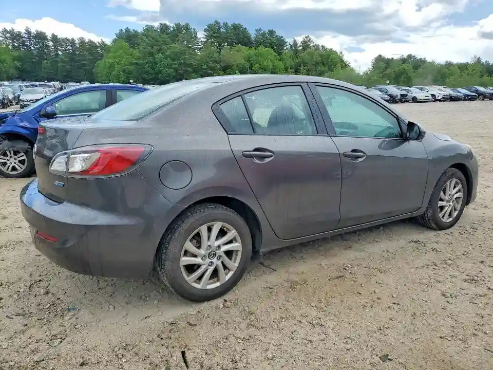 JM1BL1VPXD1807427 2013 MAZDA 3-2
