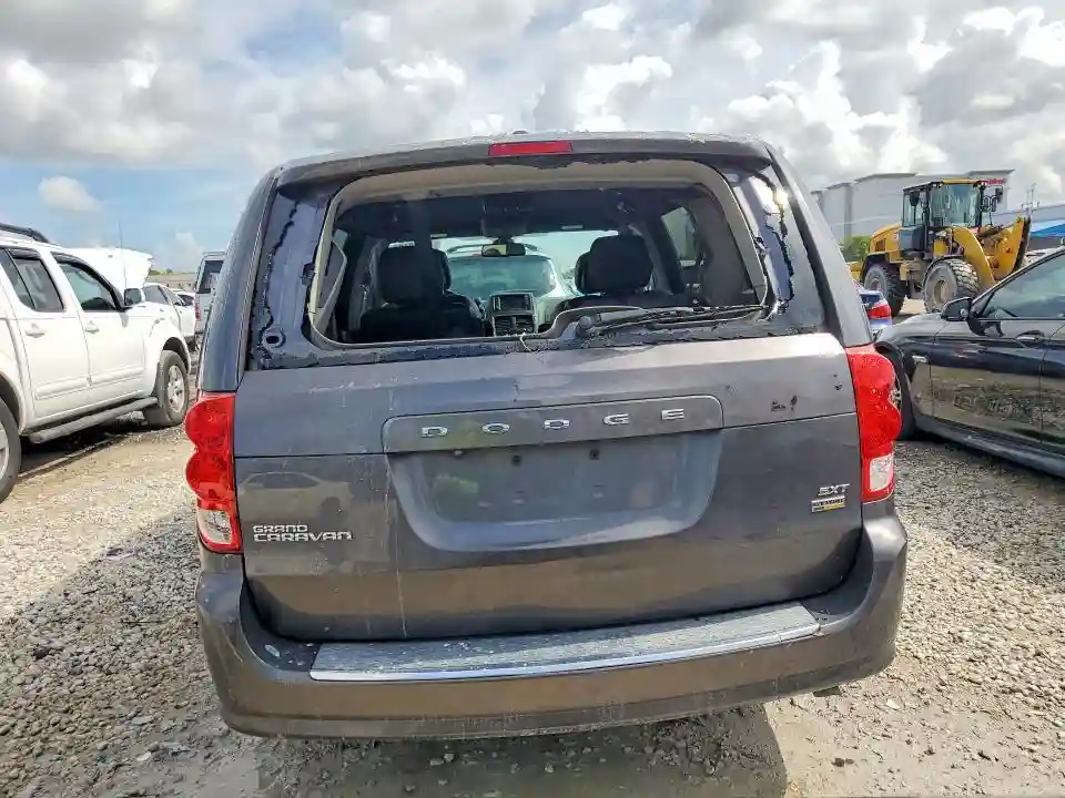2C4RDGCG7KR773585 2019 DODGE CARAVAN-5