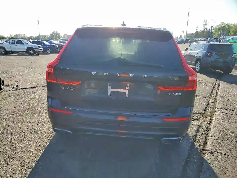 YV4A22RM7K1353054 2019 VOLVO XC60-5