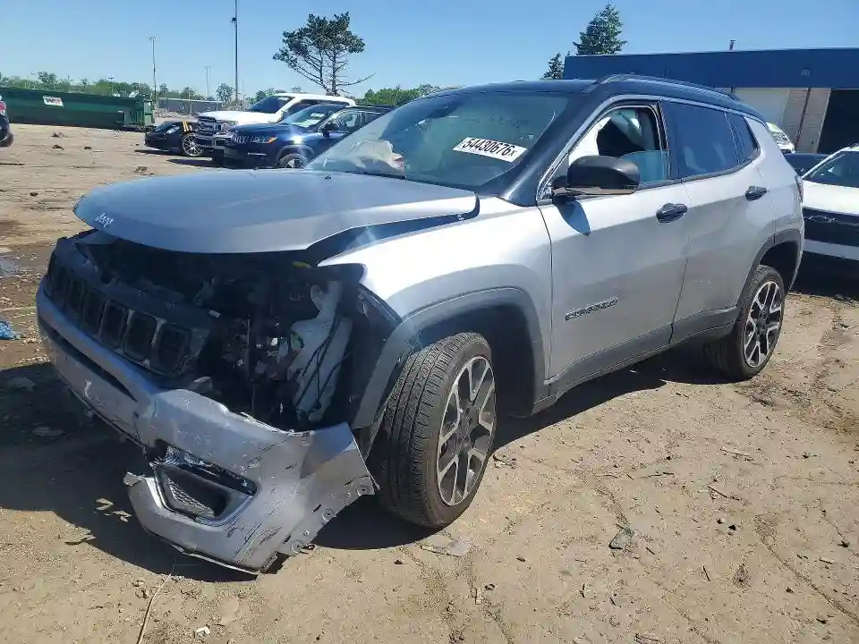 3C4NJDCB7JT128604 2018 JEEP COMPASS-0
