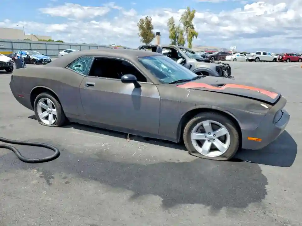 2B3CJ5DT8AH300606 2010 DODGE CHALLENGER-3