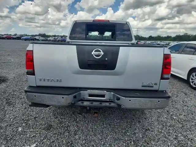 1N6BA0EC8BN308643 2011 NISSAN TITAN-5