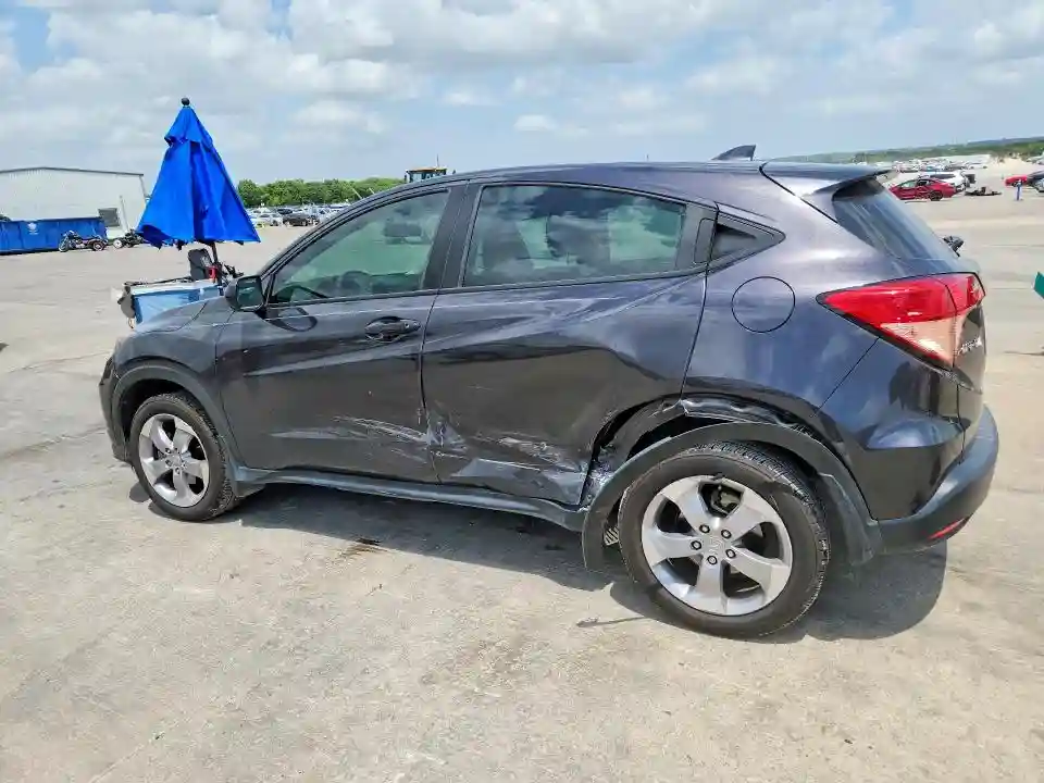3CZRU6H34JG712967 2018 HONDA HR-V-2