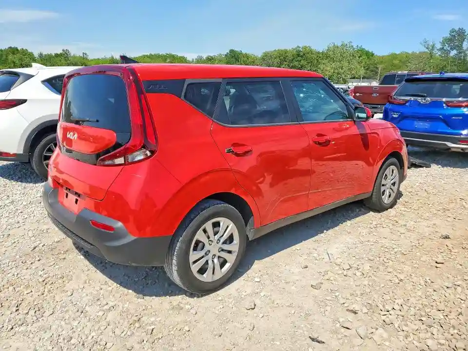 KNDJ23AUXN7165781 2022 KIA SOUL-2