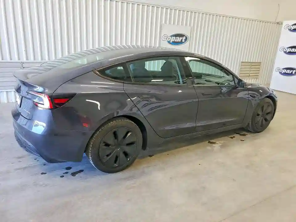 5YJ3E1EB0RF745294 2024 TESLA MODEL 3-2