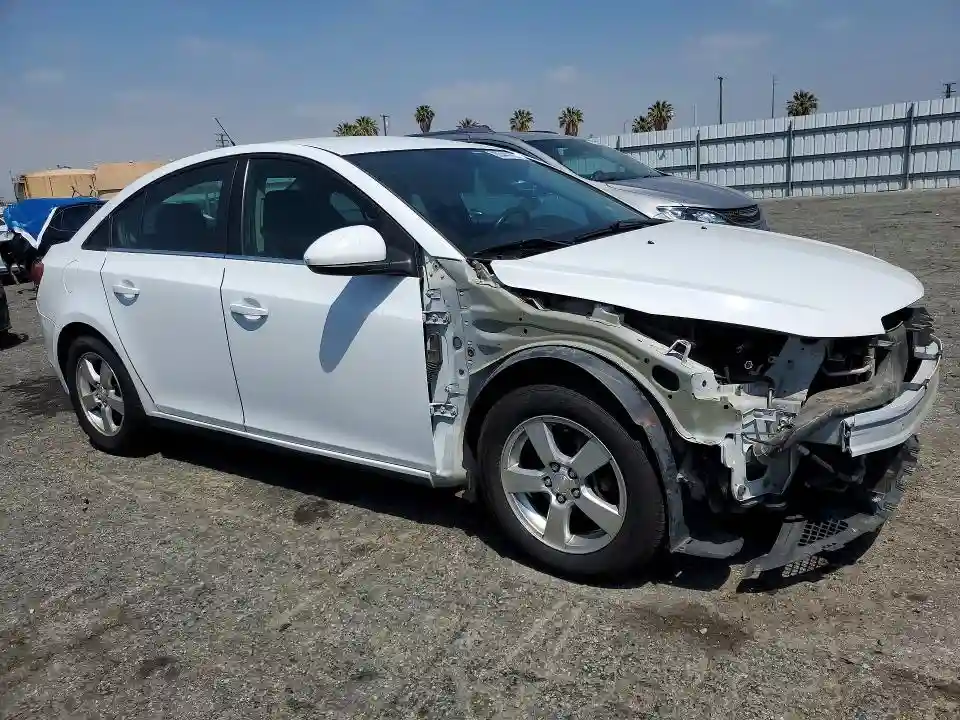 1G1PC5SB8E7164704 2014 CHEVROLET CRUZE-3