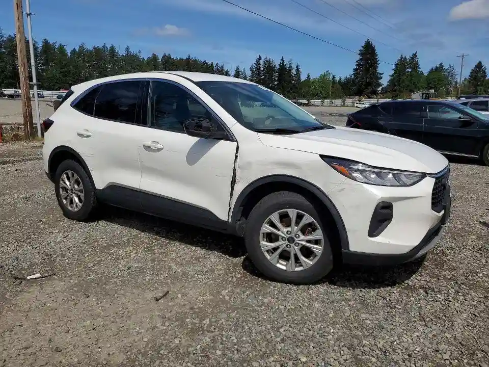 1FMCU9GN0PUB05885 2023 FORD ESCAPE ACT-3