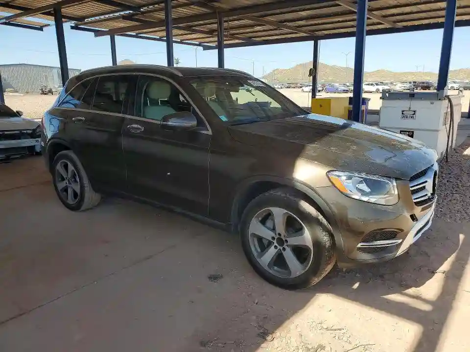 WDC0G4JBXHV003449 2017 MERCEDES-BENZ GLC-CLASS-3