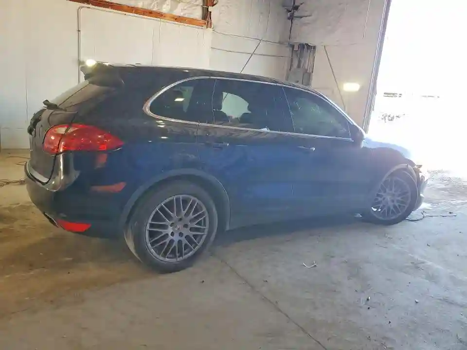 WP1AB2A24CLA43512 2012 PORSCHE CAYENNE-2