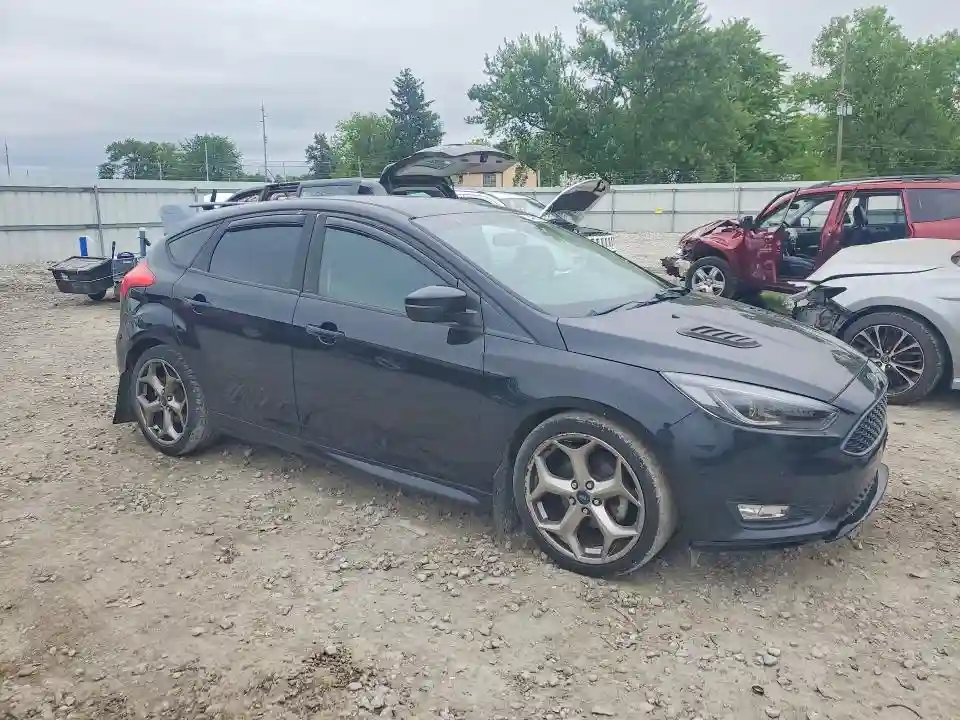 1FADP3K29GL249571 2016 FORD FOCUS-3