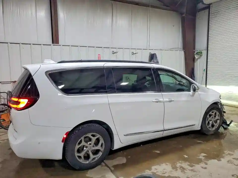 2C4RC1GG0NR170346 2022 CHRYSLER PACIFICA-2