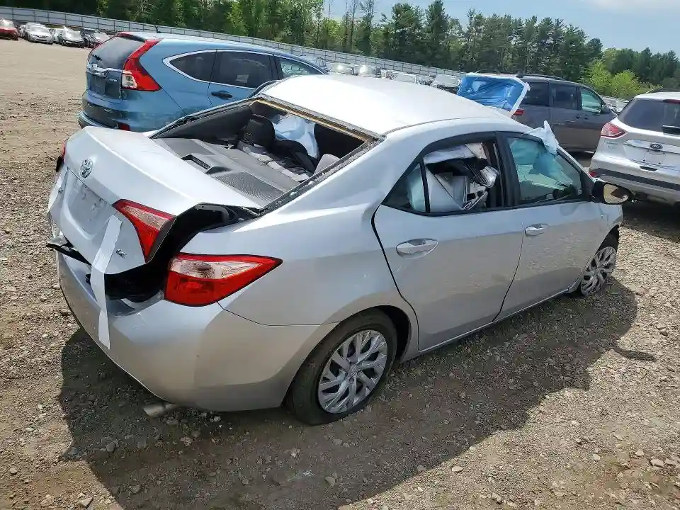 5YFBURHE5JP806845 2018 TOYOTA COROLLA-2