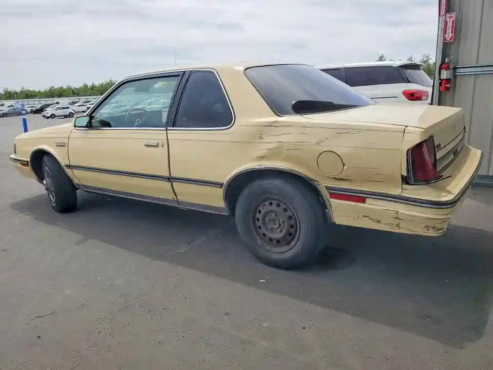 1G3AJ11W1HD310155 1987 OLDSMOBILE CUTLASS-1